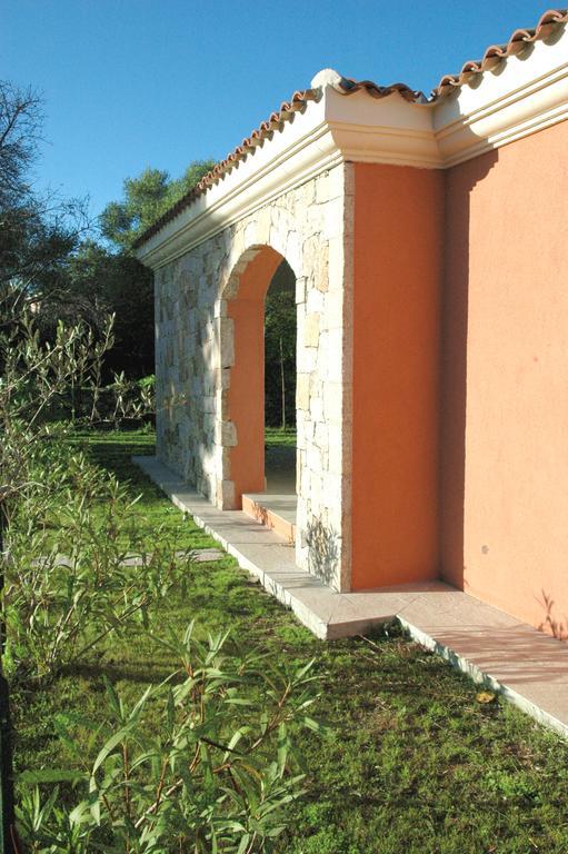 Holiday Homes Stella Marina San Teodoro  Rum bild